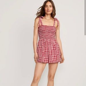 Old navy pRed Gingham Tie-Shoulder Smocked Romper
